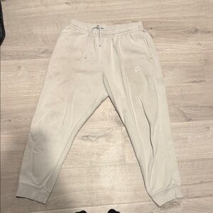 Nike Men's White Joggers